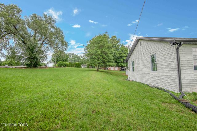 1004 Cannon Ave, Sweetwater, TN 37874