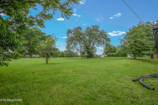 1004 Cannon Ave, Sweetwater, TN 37874