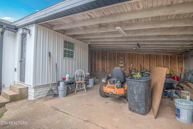 1004 Cannon Ave, Sweetwater, TN 37874