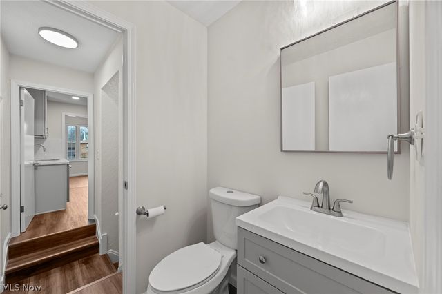 1201 Galaxy Drive, Cleveland, OH 44109