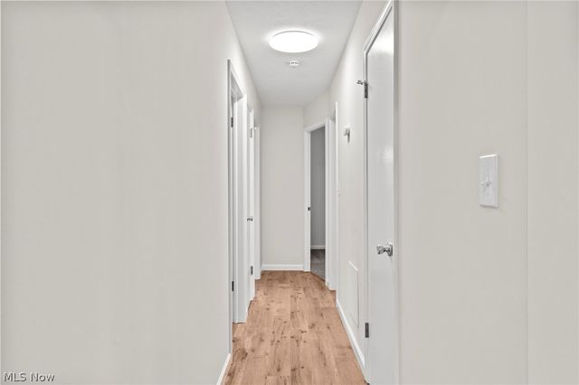 1201 Galaxy Drive, Cleveland, OH 44109