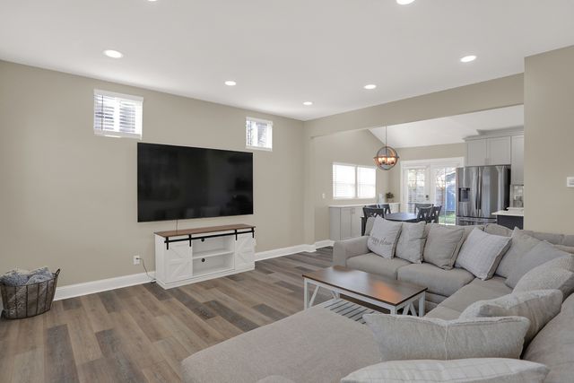 406 S Dearborn Street, Indianapolis, IN 46201