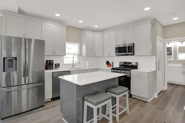 406 S Dearborn Street, Indianapolis, IN 46201