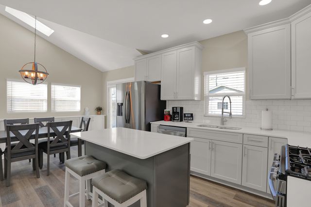 406 S Dearborn Street, Indianapolis, IN 46201