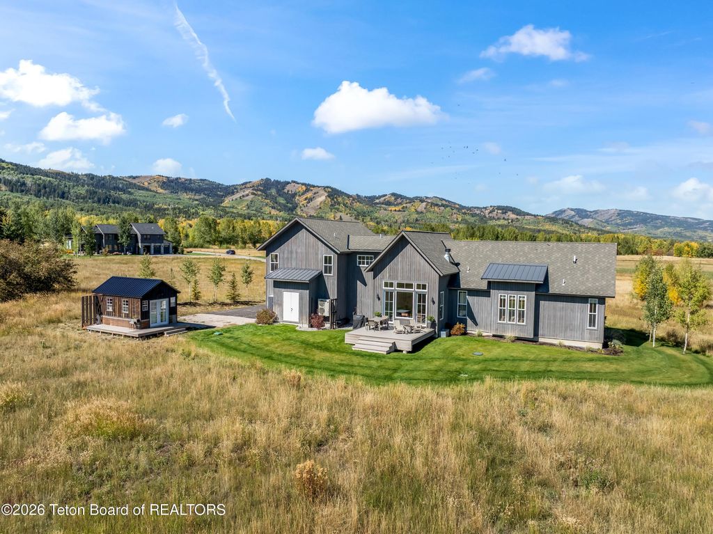 3415 TURNING LEAF Lane, Victor, ID 83455 photo 11