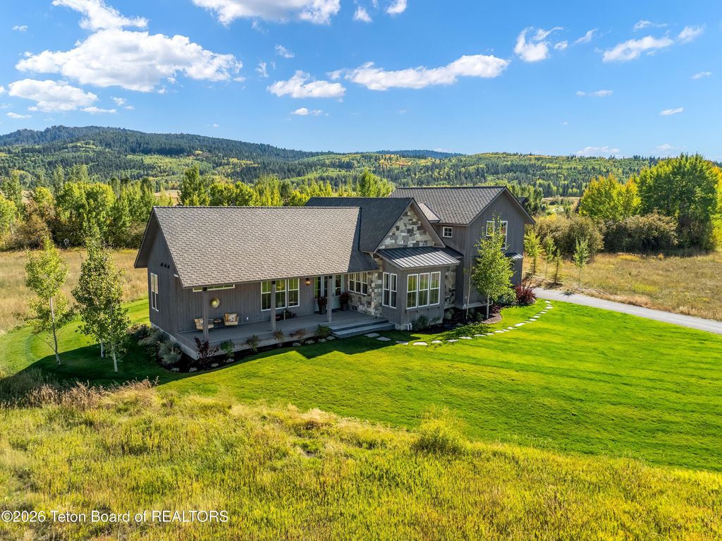 3415 TURNING LEAF Lane, Victor, ID 83455 photo 6