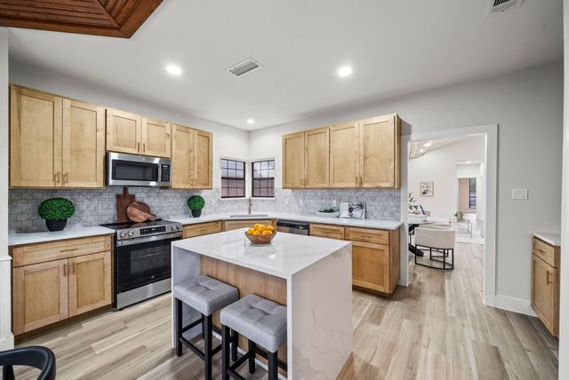 2805 Big Oaks Drive, Garland, TX 75044