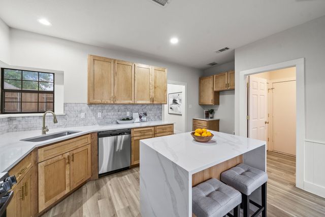 2805 Big Oaks Drive, Garland, TX 75044