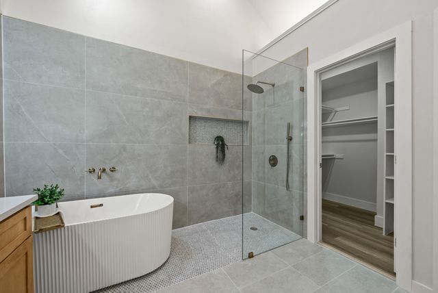 2805 Big Oaks Drive, Garland, TX 75044