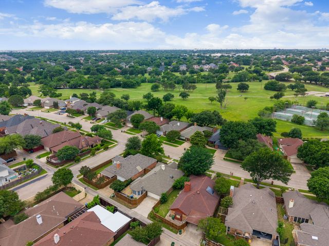 2805 Big Oaks Drive, Garland, TX 75044