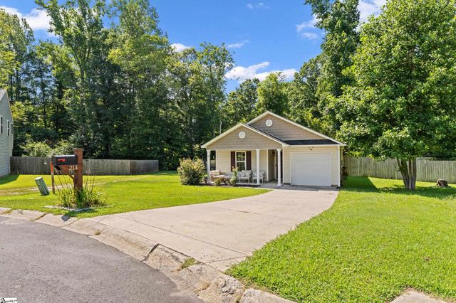 214 Old Timber Road, Woodruff, SC 29388