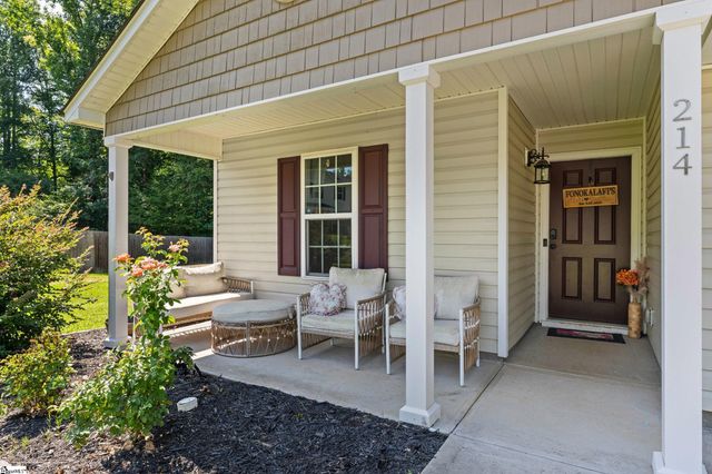 214 Old Timber Road, Woodruff, SC 29388