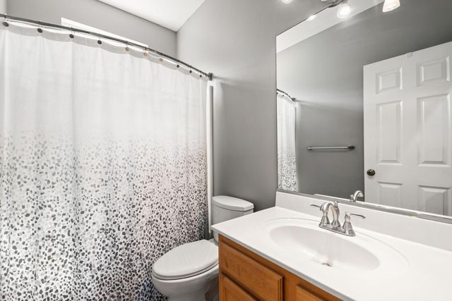 5602 Coryana Drive, Valparaiso, IN 46383
