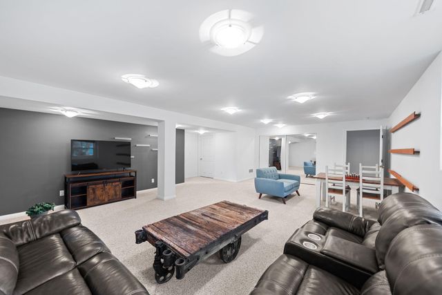 5602 Coryana Drive, Valparaiso, IN 46383