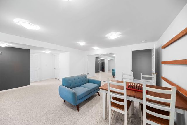 5602 Coryana Drive, Valparaiso, IN 46383