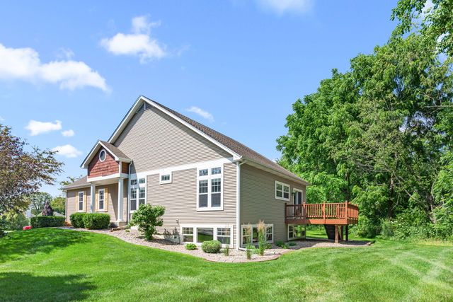 5602 Coryana Drive, Valparaiso, IN 46383