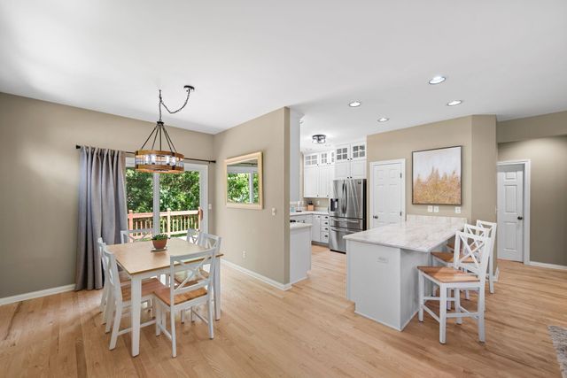 5602 Coryana Drive, Valparaiso, IN 46383