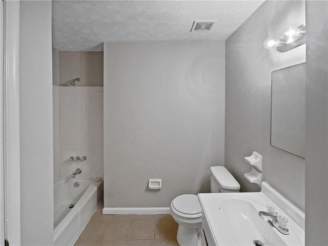 6754 Bedford Road, Rex, GA 30273