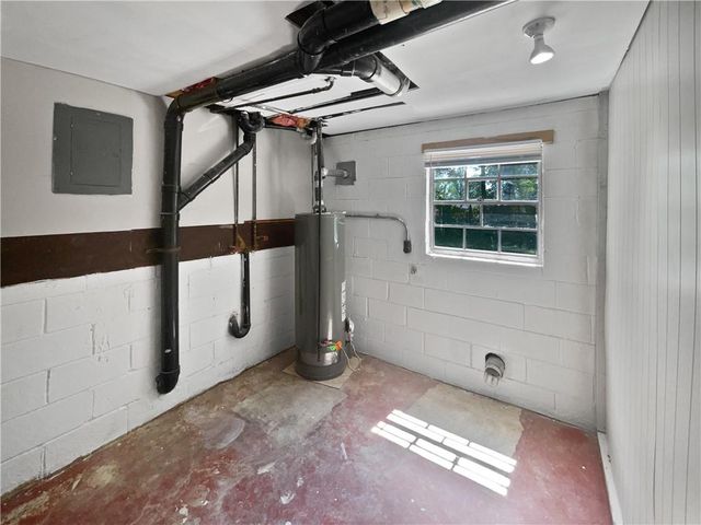 6754 Bedford Road, Rex, GA 30273