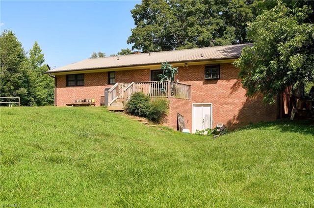480 Nc Highway 150, Lexington, NC 27295