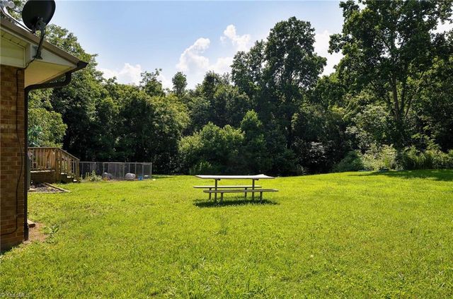 480 Nc Highway 150, Lexington, NC 27295