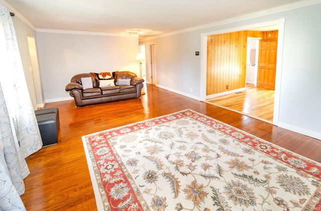 8644 Vann Road, Newburgh, IN 47630