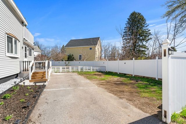 271 Broadway, Haverhill, MA 01832