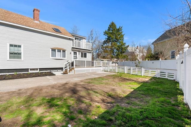 271 Broadway, Haverhill, MA 01832