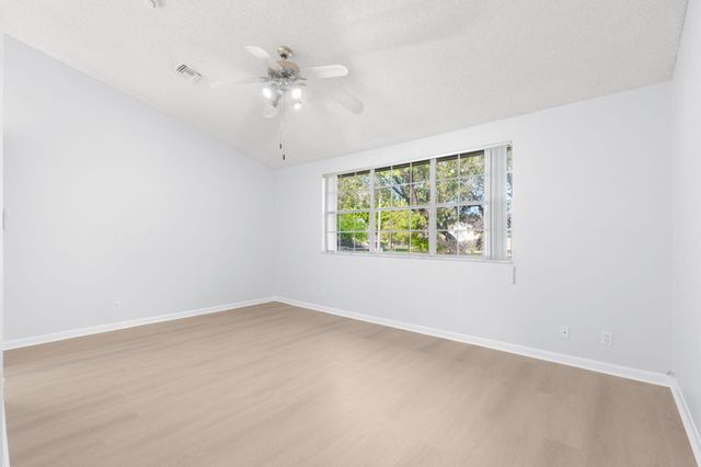 7107 Woodmont Way, Tamarac, FL 33321