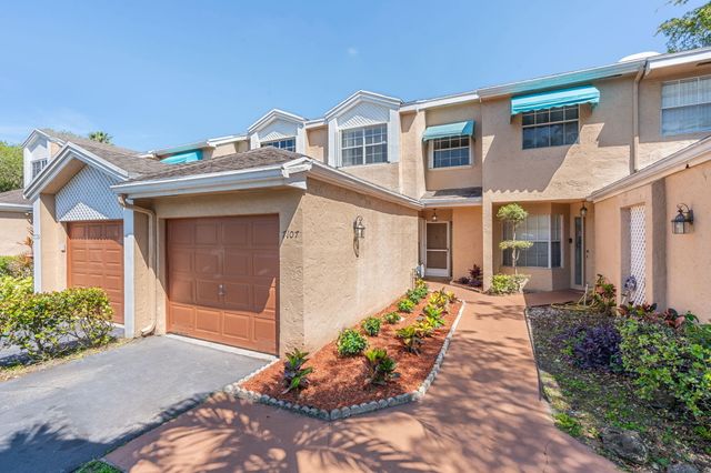 7107 Woodmont Way, Tamarac, FL 33321