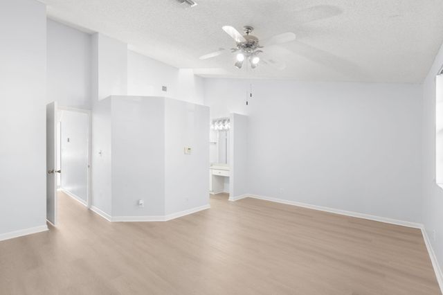 7107 Woodmont Way, Tamarac, FL 33321