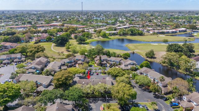 7107 Woodmont Way, Tamarac, FL 33321