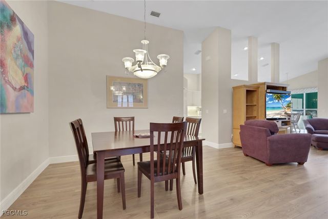 9519 Mariners Cove LN S, Fort Myers, FL 33919