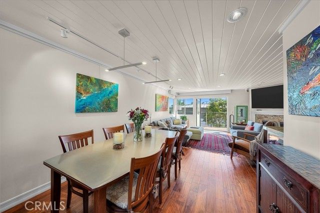 760 Manhattan Beach Blvd B, Manhattan Beach, CA 90266