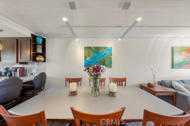 760 Manhattan Beach Blvd B, Manhattan Beach, CA 90266