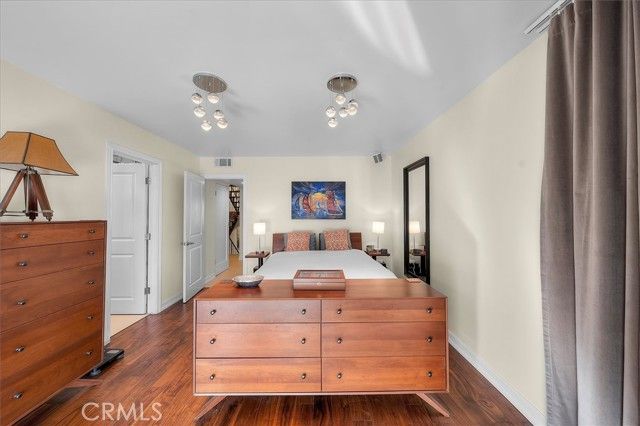 760 Manhattan Beach Blvd B, Manhattan Beach, CA 90266