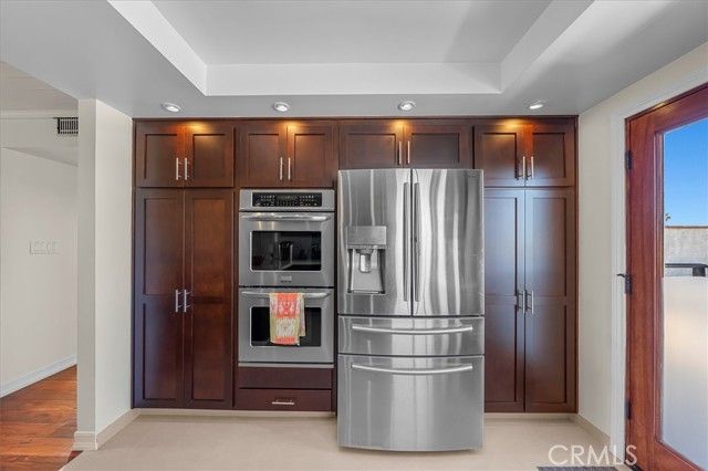 760 Manhattan Beach Blvd B, Manhattan Beach, CA 90266