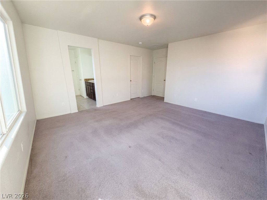 10713 Dobbs Avenue, Las Vegas, NV 89166 — photo 4