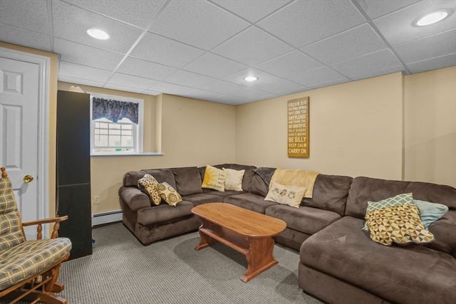 25 High St, Norwood, MA 02062