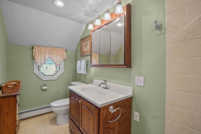 25 High St, Norwood, MA 02062