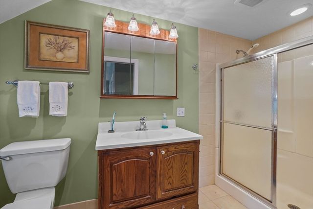 25 High St, Norwood, MA 02062