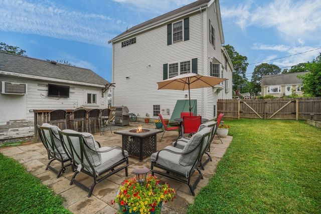 25 High St, Norwood, MA 02062