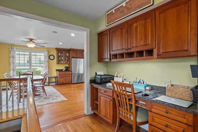 25 High St, Norwood, MA 02062
