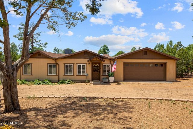 3384 Turkey Run, Overgaard, AZ 85933