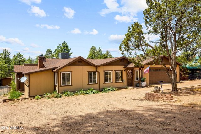 3384 Turkey Run, Overgaard, AZ 85933