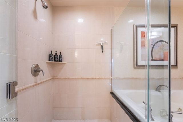 135 East Harmon Avenue 2317, Las Vegas, NV 89109