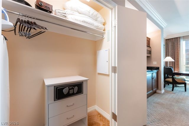 135 East Harmon Avenue 2317, Las Vegas, NV 89109