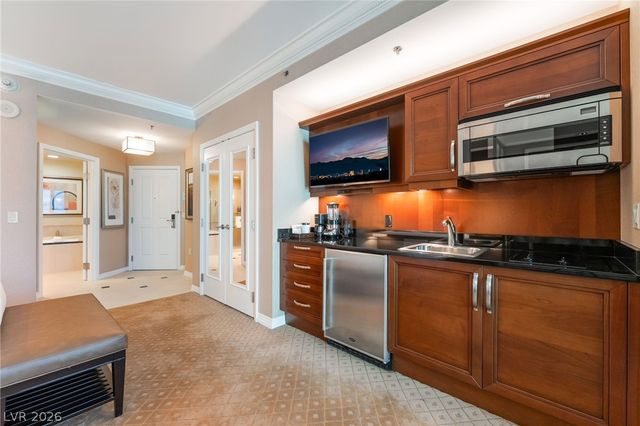 135 East Harmon Avenue 2317, Las Vegas, NV 89109