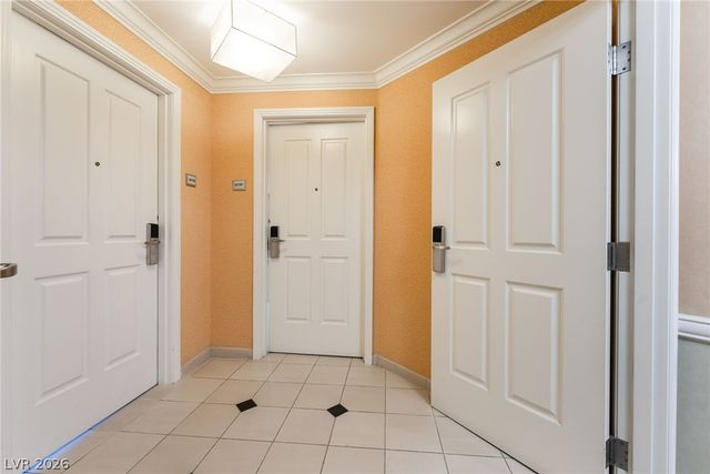 135 East Harmon Avenue 2317, Las Vegas, NV 89109