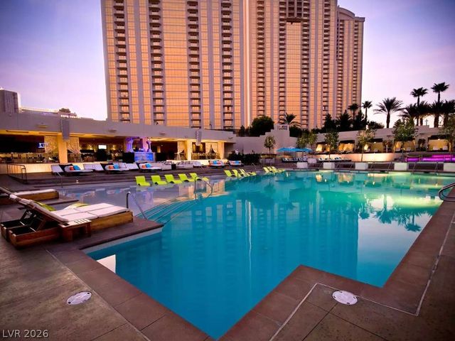 135 East Harmon Avenue 2317, Las Vegas, NV 89109